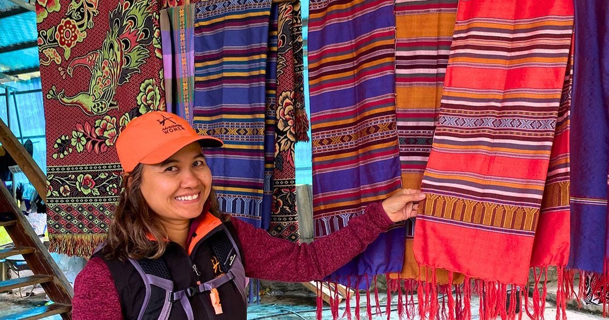 Adventurous Women tour leader in Vietnam