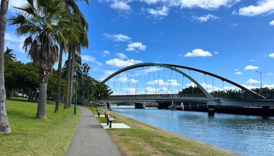 Arch bridge over Brisbane River