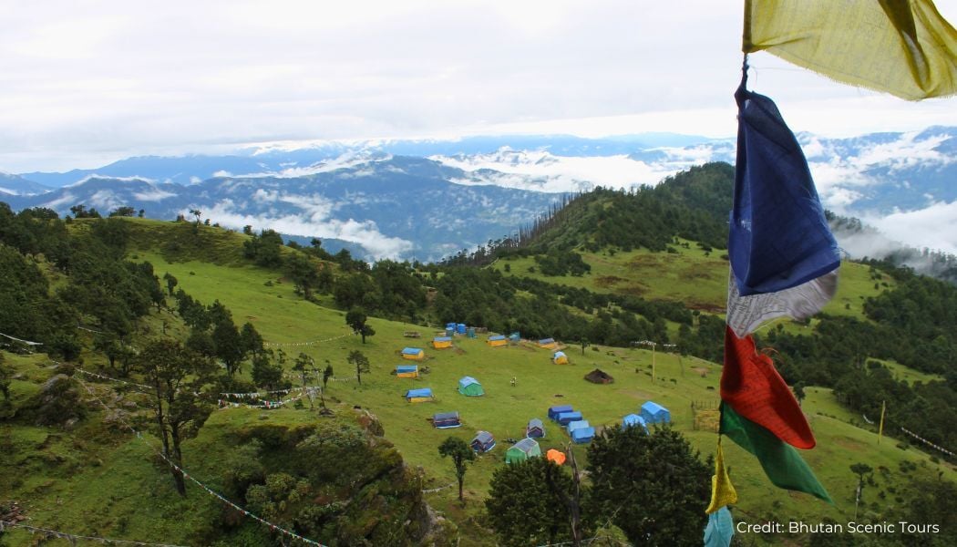Camping in the Himalayan mountains