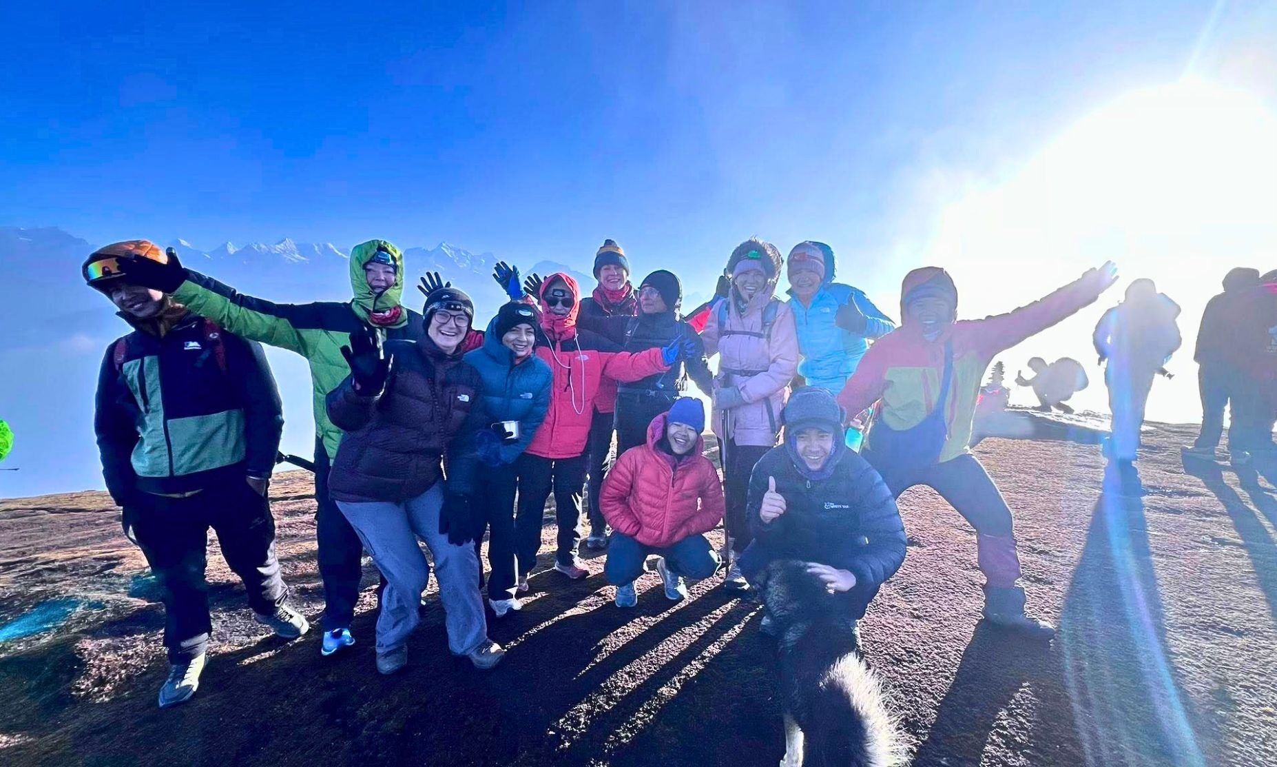 Pikey Peak Summit trek group photo