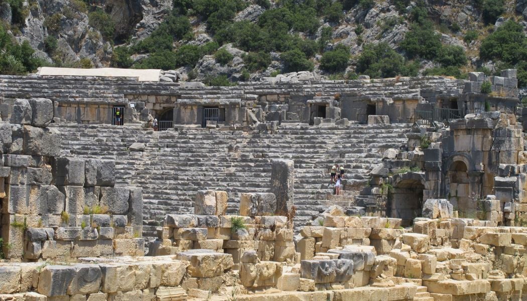 Walk through ancient ruins