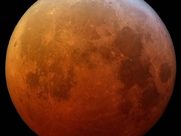Total Lunar Eclipse - image by Giuseppe Donatiello