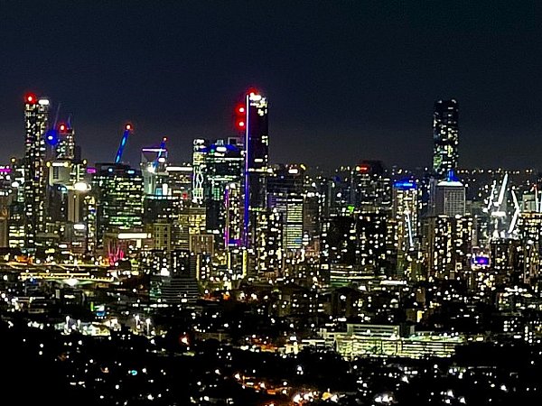 Mt Coot-Tha at Night - Image courtesy of Brisbane City Council