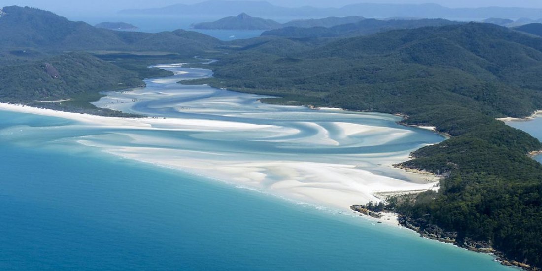 5 Adventures To Do In The Whitsundays