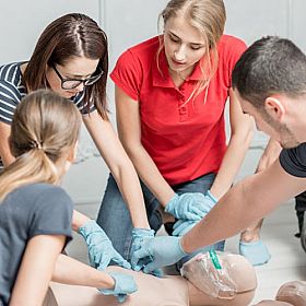 Top 5 Reasons To Learn First Aid 